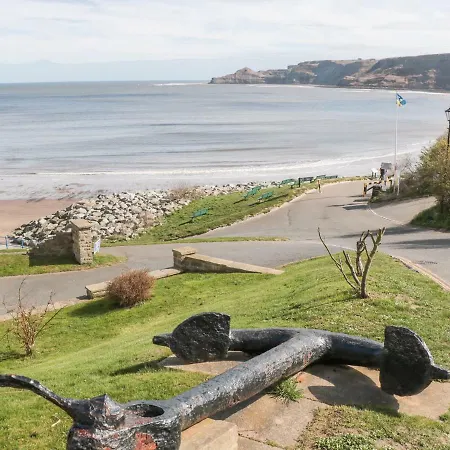 Sea-u-soon * Saltburn-by-the-Sea